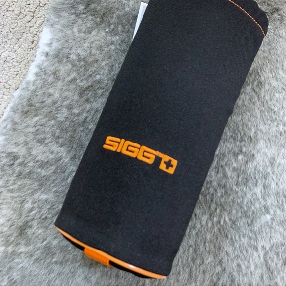 NWT SIGG Insulated Pouch 1.0L - Picture 11 of 12